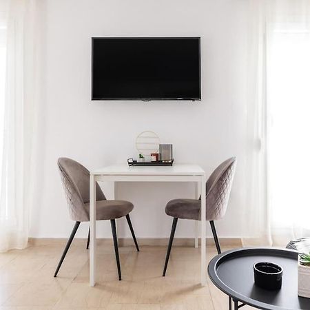 Sea View Sunset Penthouse Apartment เทสซาโลนิกิ ภายนอก รูปภาพ