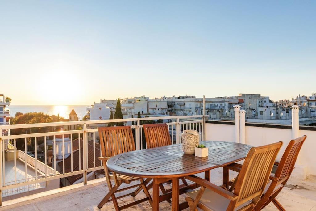 Sea View Sunset Penthouse Apartment เทสซาโลนิกิ ภายนอก รูปภาพ